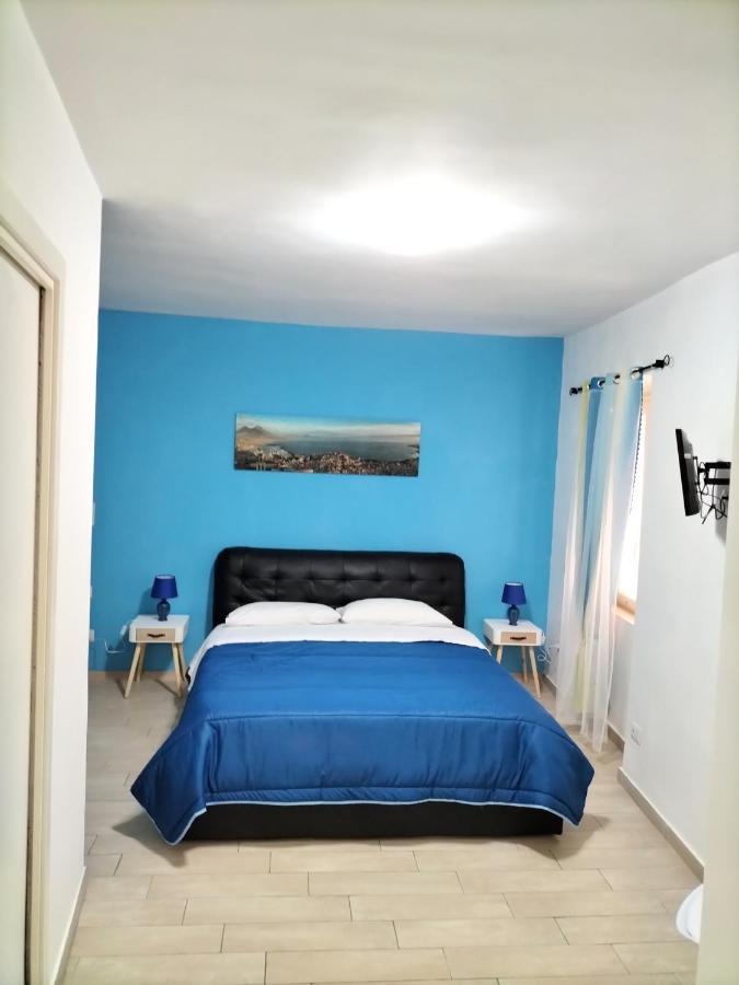 Blue House Napoli Apartment ภายนอก รูปภาพ