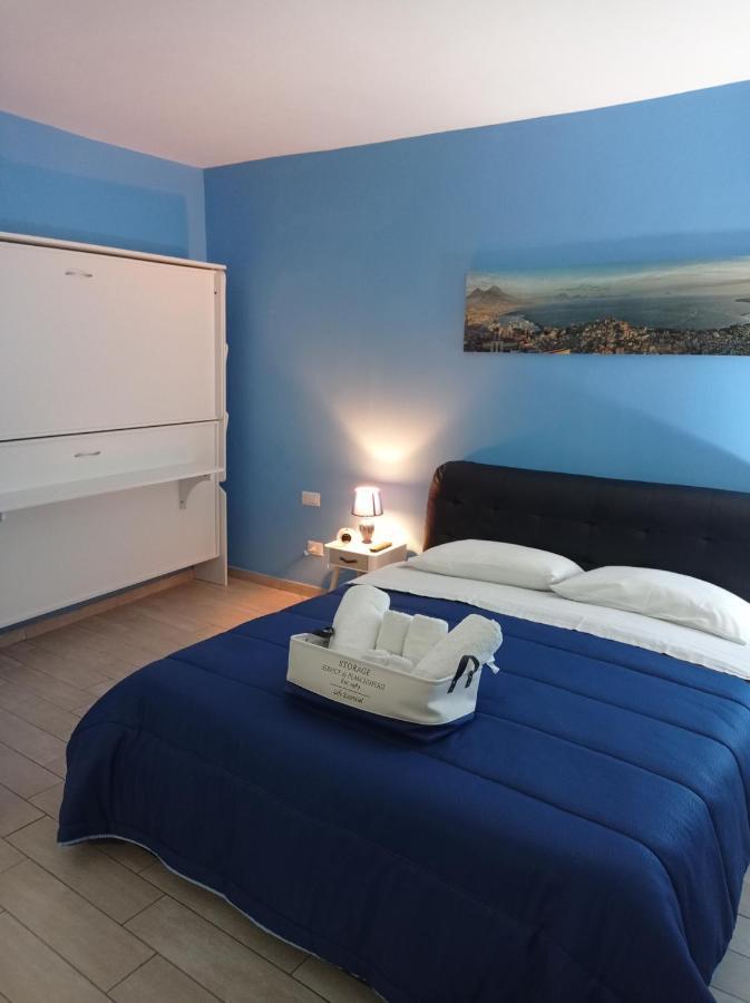 Blue House Napoli Apartment ภายนอก รูปภาพ