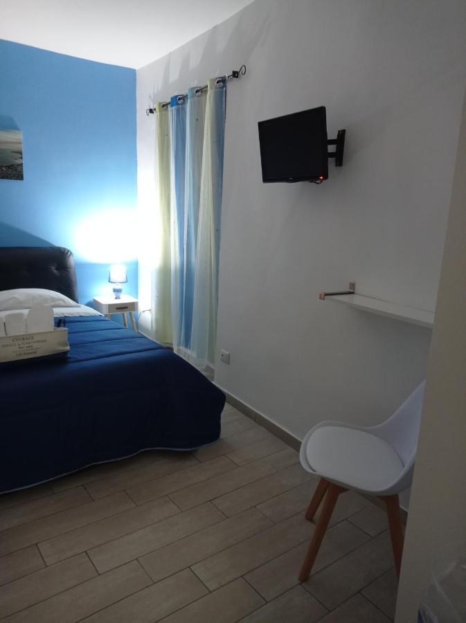 Blue House Napoli Apartment ภายนอก รูปภาพ